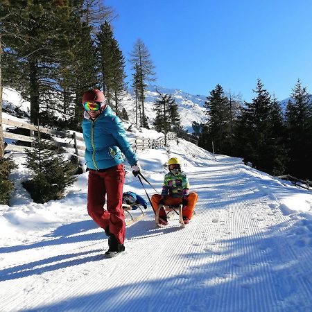 Bergperle Apartments & Mountain Sport 弗利斯 外观 照片
